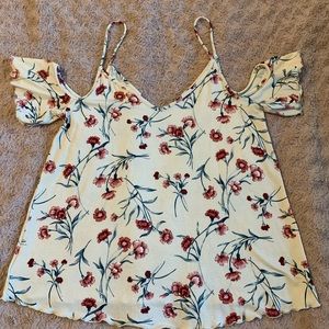 Cold shoulder flora shirt